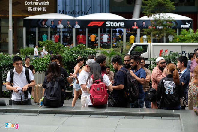Apple Store vo tran vi nhieu nguoi Viet mua den 6 chiec iPhone 11 hinh anh 36 