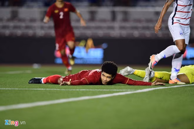 Ha Campuchia 4-0, U22 Viet Nam vao chung ket SEA Games hinh anh 30 
