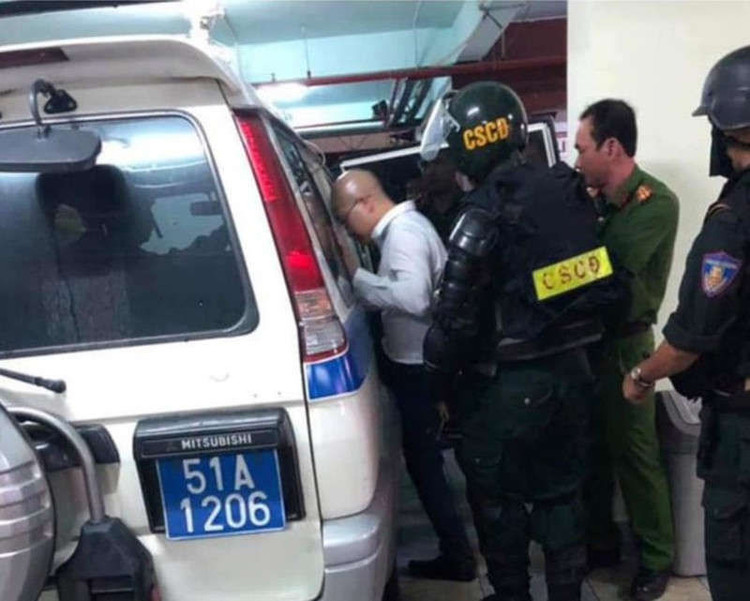 Ai đã bảo kê cho Alibaba? - ảnh 1