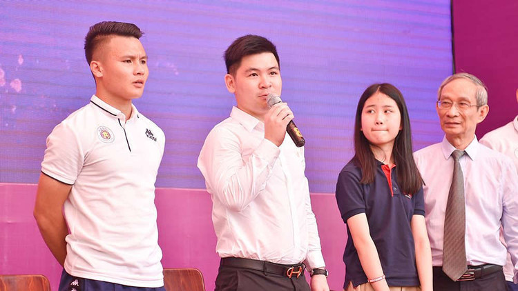 Trưởng Ban Tổ chức chương trình Strong Vietnam - Đỗ Vinh Quang chia sẻ về ý chí chiến đấu vượt qua bệnh hiểm nghèo của em học sinh trong trường.