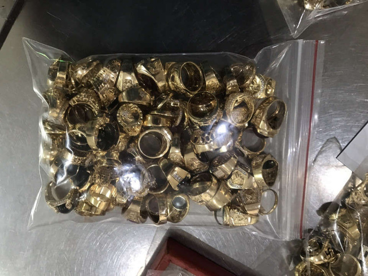 Số vàng tây do Tuấn trộm của chủ tiệm trong suốt 6 năm làm việc