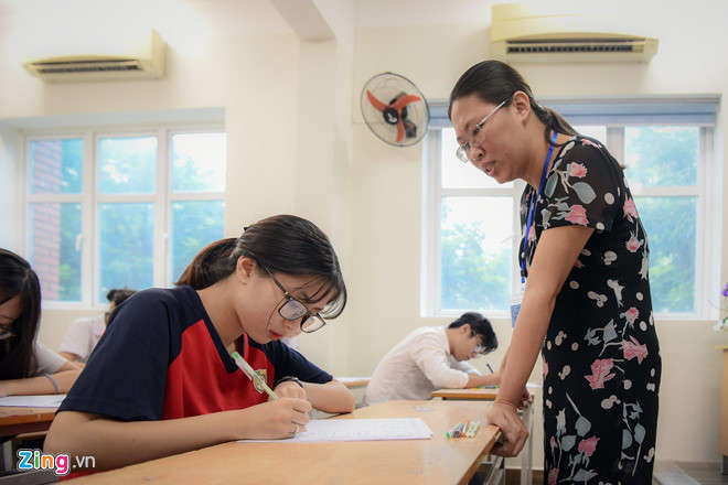De thi Ngu van hoi ve 'Ai da dat ten cho dong song?' hinh anh 5 