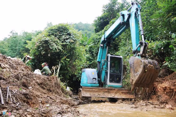 Dau thai do vao nguon nuoc cuc ky doc hai, xu ly mat nhieu nam hinh anh 2 