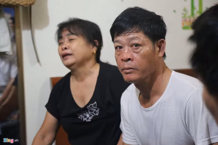 Loi ke cua bo me co con mat lien lac tren duong sang Anh hinh anh 4 