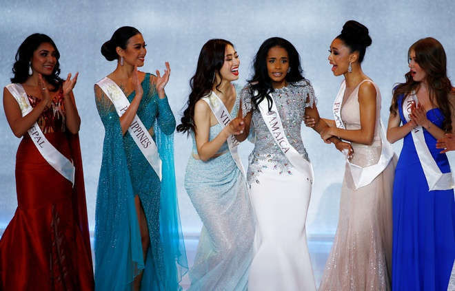 Jamaica dang quang Hoa hau The gioi, Luong Thuy Linh dung o top 12 hinh anh 18 miss_world8.jpg