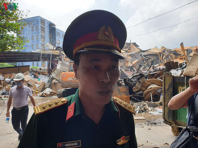 Người dân sống quanh công ty Rạng Đông không cần phải di tản nữa - Ảnh 3.