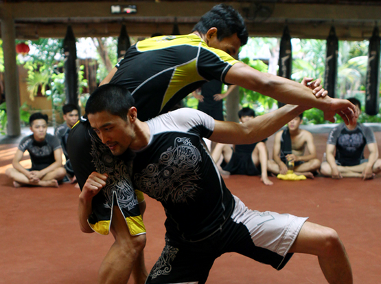 Bất ngờ gia tộc võ công lẫy lừng của Chánh Tín và cháu trai Johnny Trí Nguyễn - ảnh 3