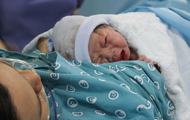 Trẻ chào đời tại Bệnh viện Từ Dũ. Ảnh: Lê Phương.