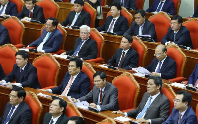 Bộ Chính trị ban hành quy định kiểm soát quyền lực, chống chạy chức, chạy quyền - ảnh 1