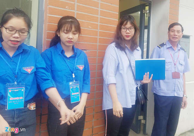 De thi Ngu van hoi ve 'Ai da dat ten cho dong song?' hinh anh 12 