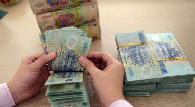 Giao dịch bất động sản từ 300 triệu đồng tiền mặt phải báo cáo Bộ Xây dựng - 1