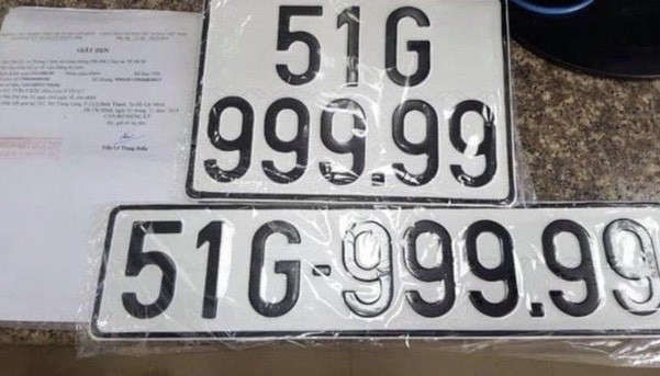 Chu xe BMW 330i bam duoc bien so 99999 la ai? hinh anh 1 