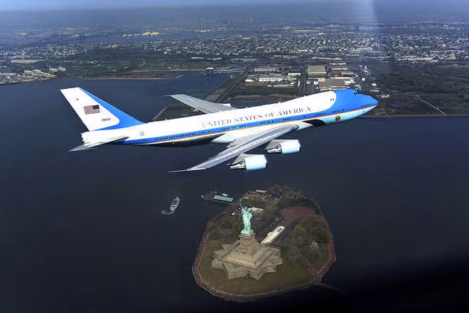 Air Force One ton 2,4 trieu USD de bay den Viet Nam hinh anh 1