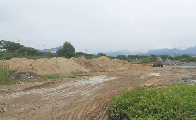 Các cơ sở tập kết cát không đúng quy định trên phải chấm dứt ngay hoạt động và bàn giao mặt bằng lại cho địa phương quản lý theo đúng quy hoạch