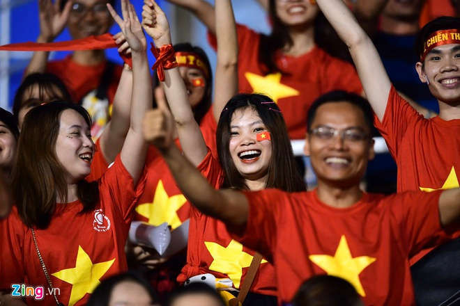 Ha Campuchia 4-0, U22 Viet Nam vao chung ket SEA Games hinh anh 12 