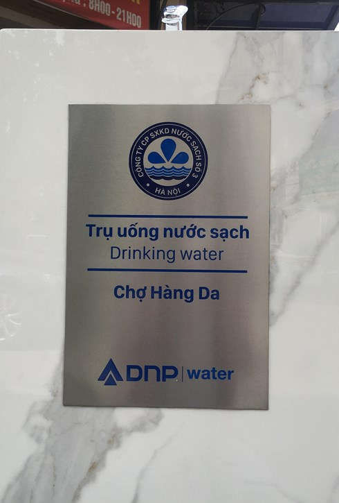 Các trụ nước sạch miễn phí được thiết kế chắc chắn, bảo đảm yếu tố thẩm mỹ, vệ sinh.