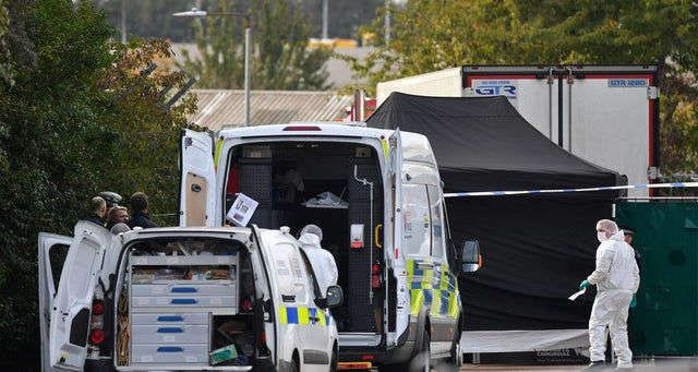 Báo Trung Quốc đòi Anh chịu trách nhiệm vụ 39 người chết trong xe tải - 1