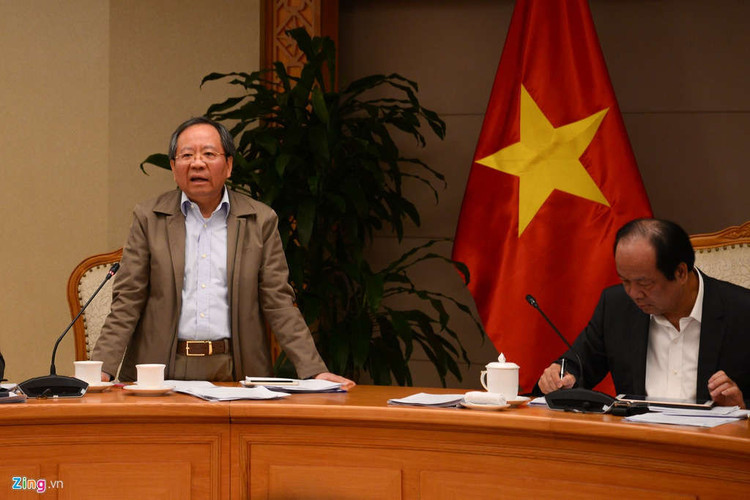 De xuat danh 30-50% tien dau gia bien so xe cho CSGT mua sam thiet bi hinh anh 1 SHA_6479_(1)_zing.jpg