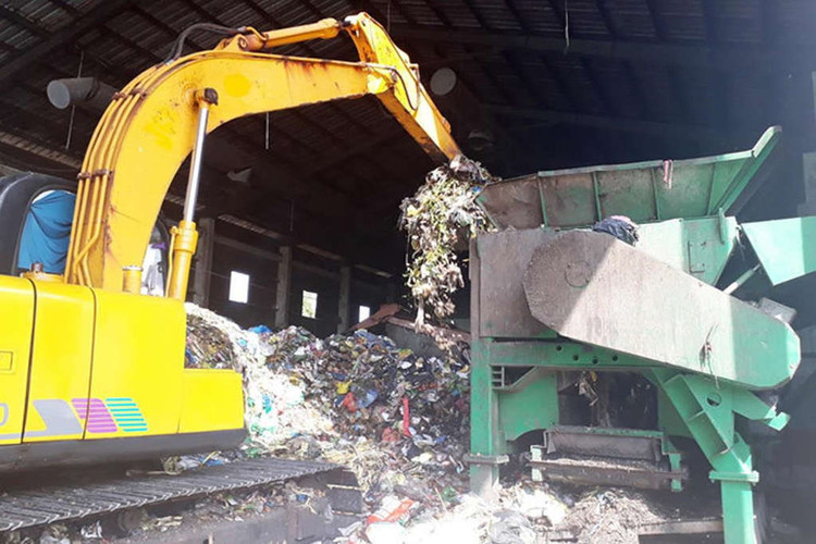 Thieu gia To Cong Ly huong loi gi ngoai von uu dai xay nha may rac? hinh anh 1 