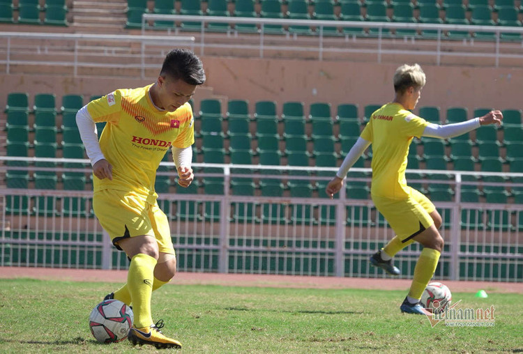 Sao U23 Việt Nam đáp cực gắt 'Messi Thái' sau lời khiêu chiến