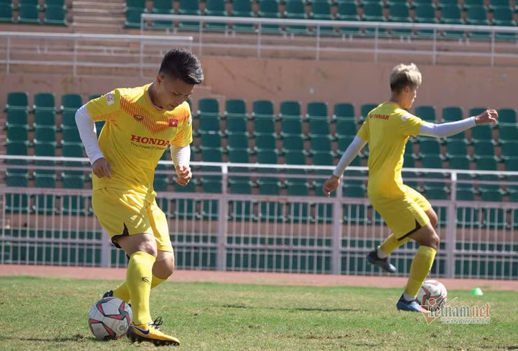 Sao U23 Việt Nam đáp cực gắt 'Messi Thái' sau lời khiêu chiến