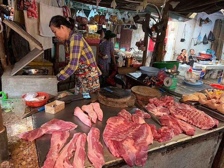 Bổ sung nửa triệu tấn thực phẩm, giá lợn vẫn đắt đỏ nhất lịch sử