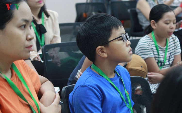 Mất thị lực vĩnh viễn vì nhược thị không chữa trước 6 tuổi - ảnh 3