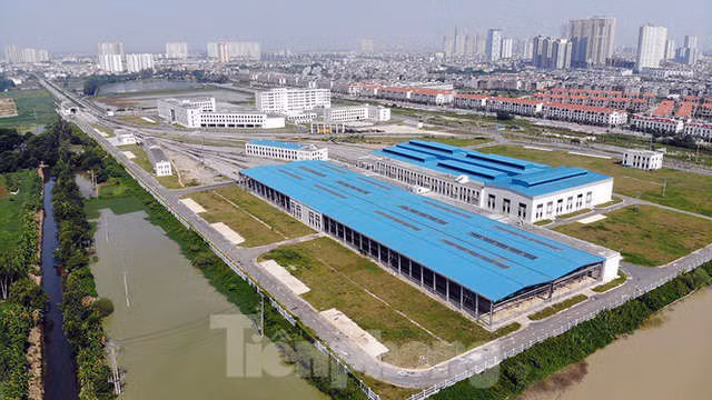 Cận cảnh đường sắt xây dựng hơn một thập kỷ, đội vốn hơn 18 nghìn tỷ - Ảnh 14.