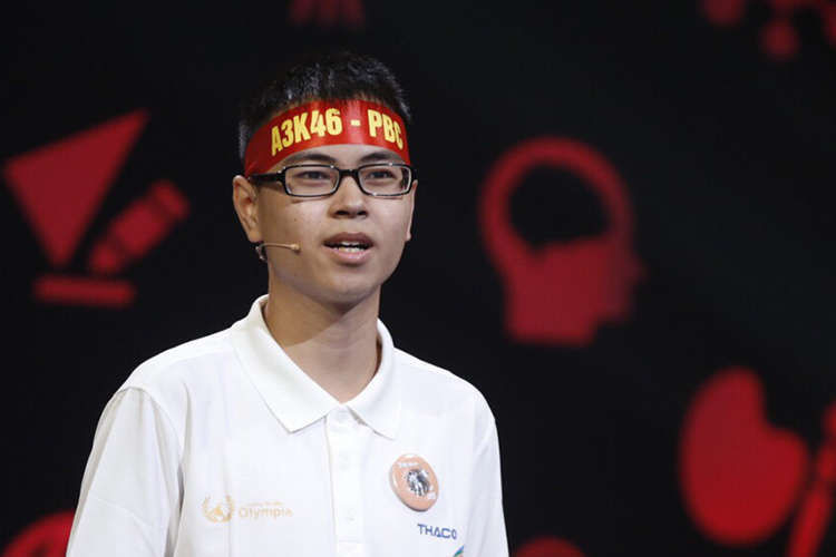 Trần Thế Trung trong phần thi Về đích. Ảnh: Đình Tùng