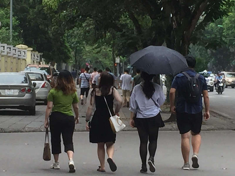 nhieu bang nhom nuoc ngoai toi viet nam moc tui du khach quoc te hinh 10