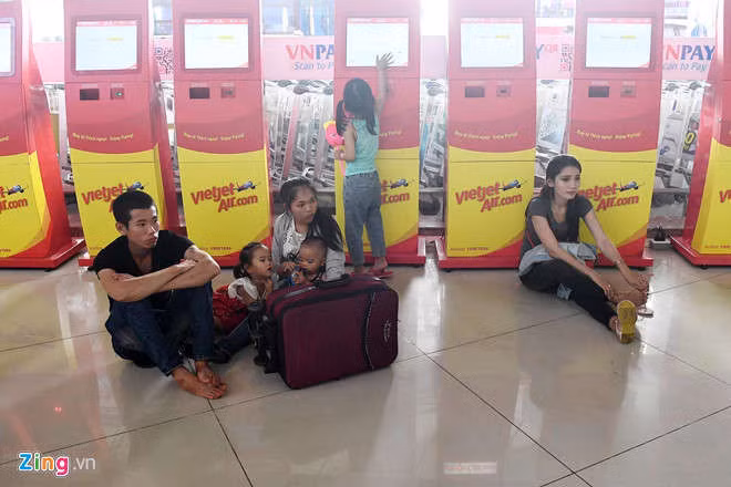 Thu truong GTVT: 'Se khien trach hang bay de huy chuyen hang loat' hinh anh 2 