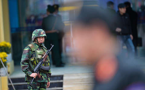 Lap vanh dai an ninh, bo doi day dac quanh ga Dong Dang hinh anh 3