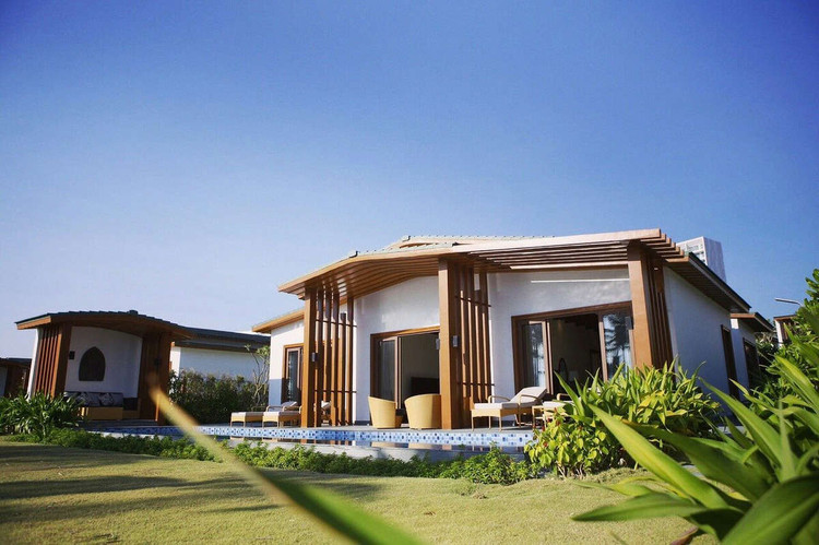 Biệt thự nghỉ dưỡng Movenpick Resort Cam Ranh.