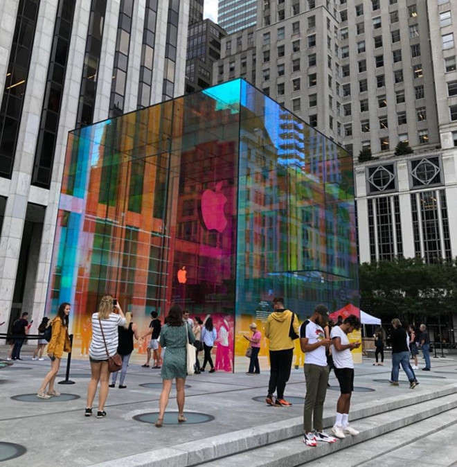 Apple Store vo tran vi nhieu nguoi Viet mua den 6 chiec iPhone 11 hinh anh 25 