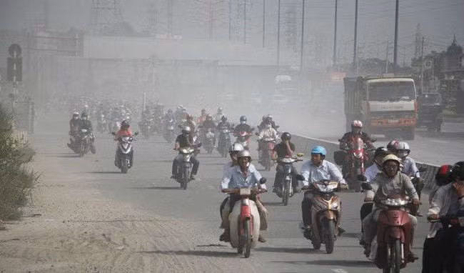 O nhiem khong khi o muc nguy hai, Bo TN&MT khuyen cao nguoi dan han che ra ngoai hinh anh 1