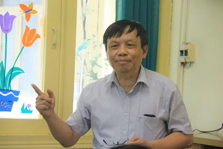 Học sinh giỏi ở Anh về Việt Nam bị đánh giá là chậm tiến