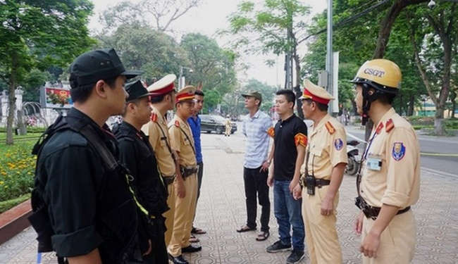 Siết chặt an ninh trước thềm hội nghị thượng đỉnh Mỹ - Triều ảnh 2 Siết chặt an ninh trước thềm hội nghị thượng đỉnh Mỹ - Triều ảnh 2