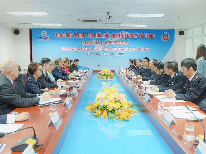 Ngoài 1,8 triệu tấn nhôm, “lộ” thêm 6 chuyên án hàng xuất đi Hoa Kỳ - ảnh 1