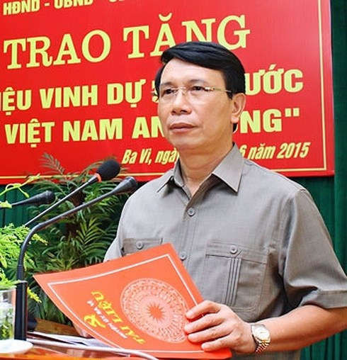 Ông Hà Xuân Hưng, Bí thư Huyện ủy