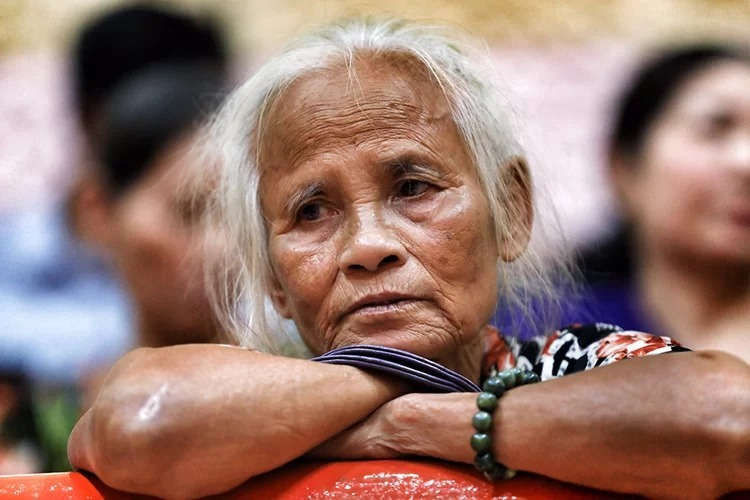 Người dân bị mất nhà đất do các sai phạm ở Thủ Thiêm. Ảnh: Hữu Khoa.