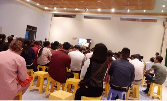 Phòng chờ thỉnh oan gia trái chủ