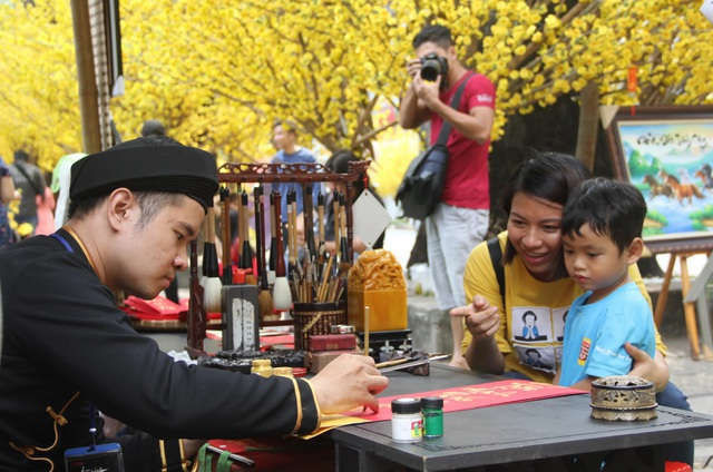 Học sinh nghỉ Tết kéo dài hơn nửa tháng: Nên không? - 1