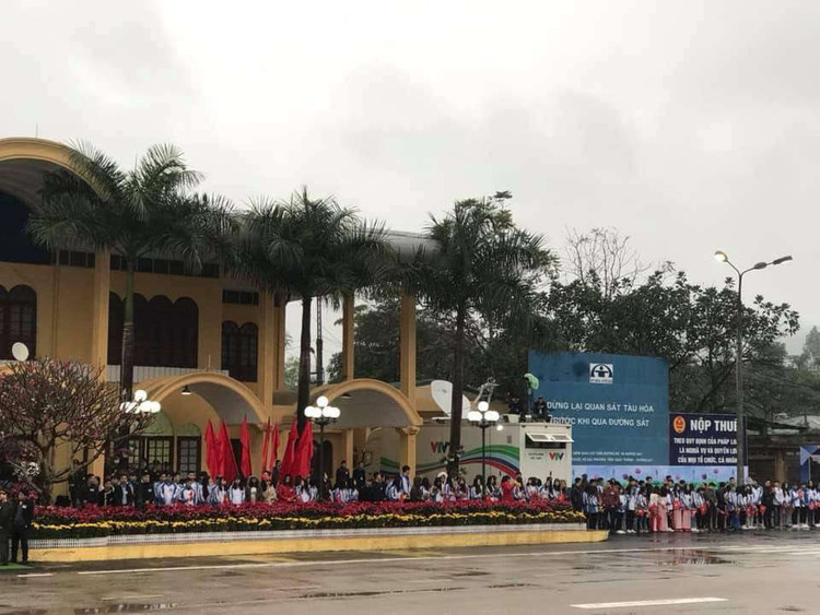 Đồng Đăng ngập cờ hoa đón Chủ tịch Triều Tiên Kim Jong Un ảnh 5