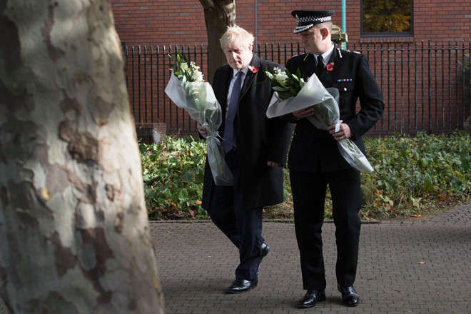 Thu tuong Anh gui loi chia buon vu 39 nguoi tu nan trong thung xe tai hinh anh 2 