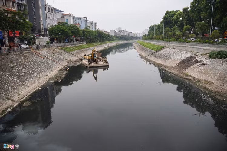 Song To Lich lai den kit sau it ngay nuoc doi mau la lam hinh anh 1 