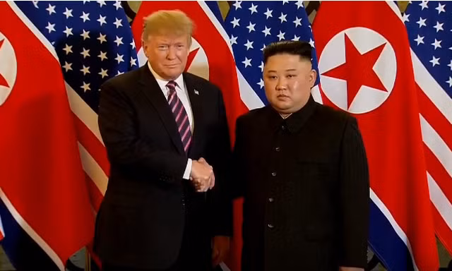Tổng thống Donald Trump nói có “mối quan hệ tuyệt vời” với Chủ tịch Kim Jong-un - 1