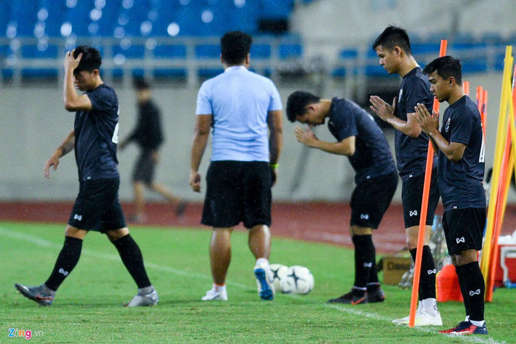 Khong thang duoc Viet Nam, Thai Lan dung mo ve World Cup hinh anh 4 