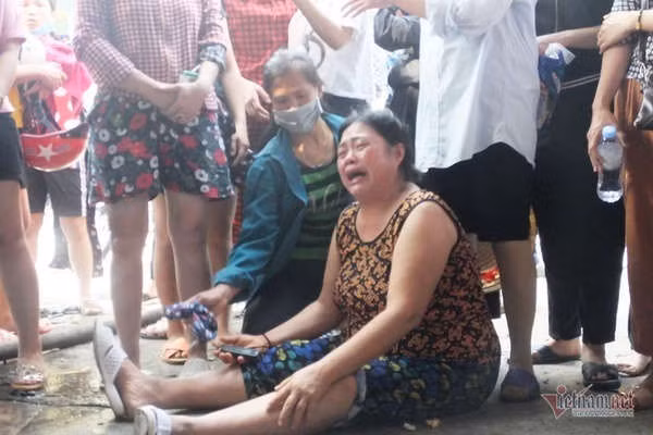 Chợ Thanh Hóa cháy thành tro, tiểu thương lao đao hết kế sinh nhai