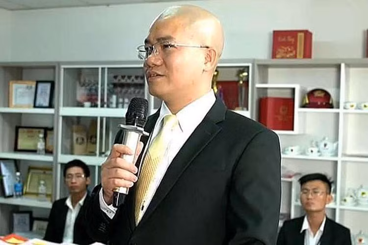 Chân tướng Nguyễn Thái Luyện - CEO 'nổ' của địa ốc Alibaba