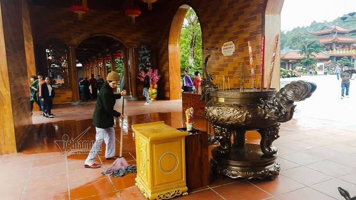 Chùa Ba Vàng đột ngột ngừng 'gọi vong, cúng oan gia trái chủ'